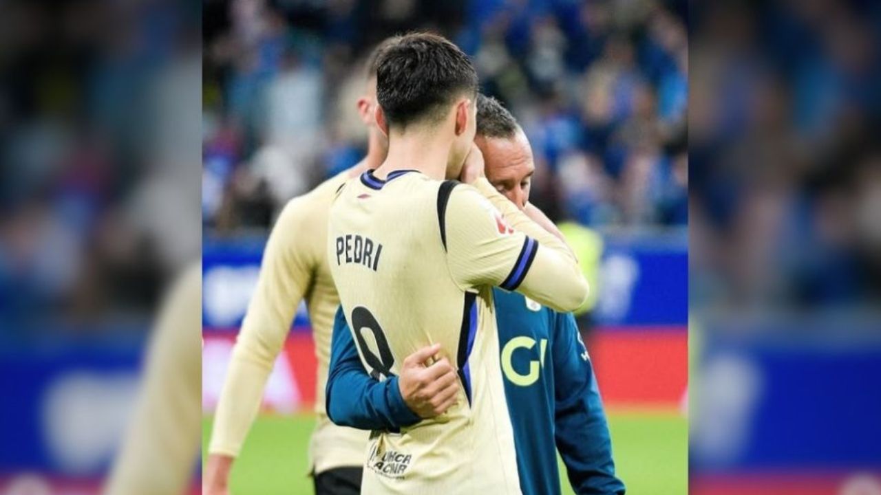 El gesto de respeto de Pedri a Santi Cazorla sep 2025