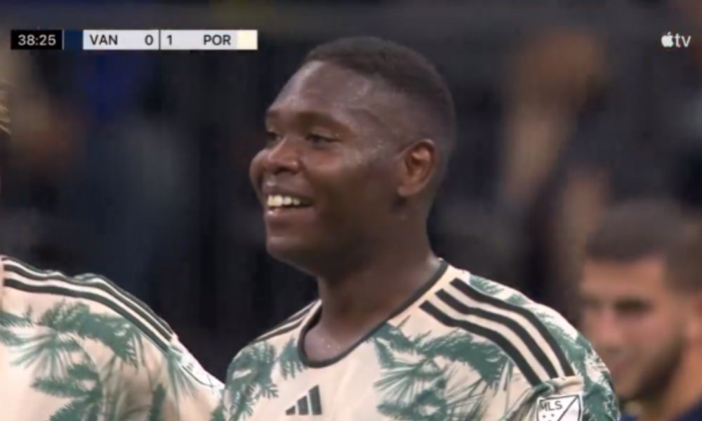 Kamal Miller anota golzao para Timbers contra Whitecaps