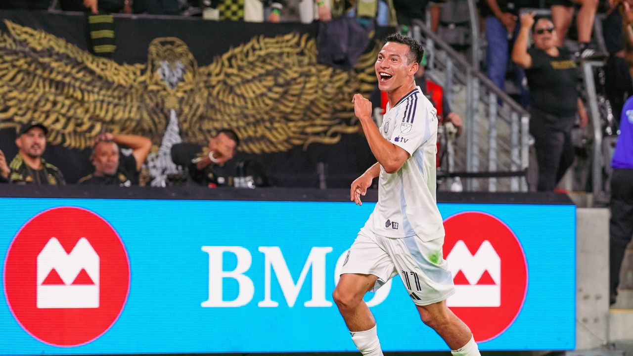 Lozano como estandarte del San Diego