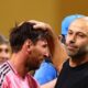 Leonel Messi con su entrenador Javier Mascherano, foto de junio