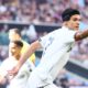 Raúl Jiménez logra gol pero termina lesionado