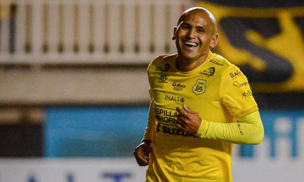 El adiós de Chupete Suazo que trasciende el marcador