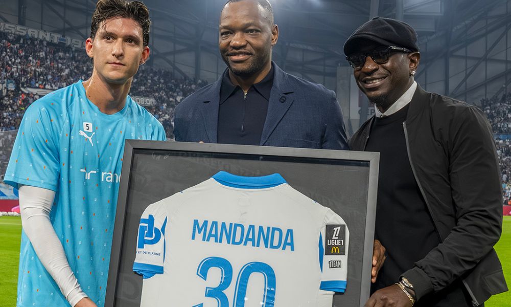 Marsella retira el 30 en honor a Steve Mandanda