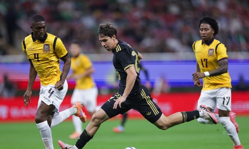 Mexico vs Ecuador, Estadio Akron