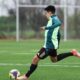 Mora en el top 7 de jugadores en tener 6 goles a los 16