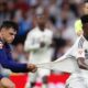Un gesto de Pedri con Vinícius reabre el tema del fair play