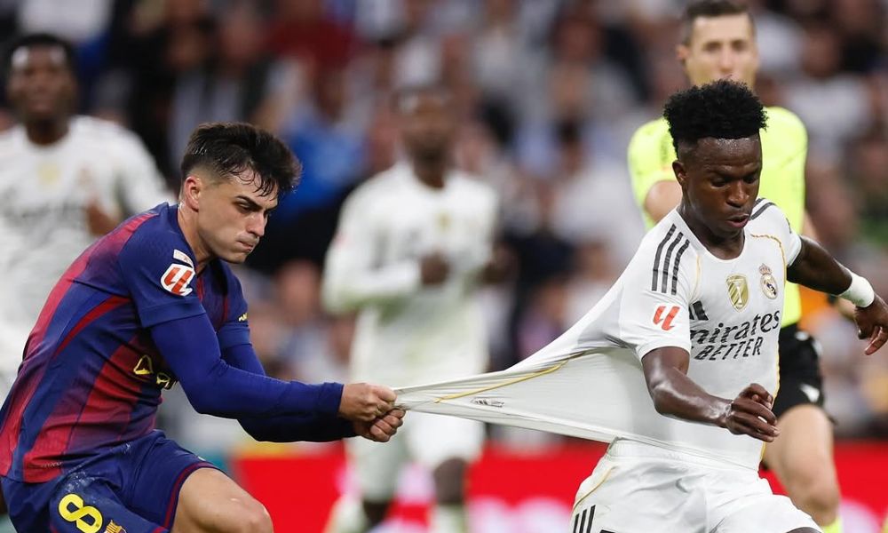 Un gesto de Pedri con Vinícius reabre el tema del fair play