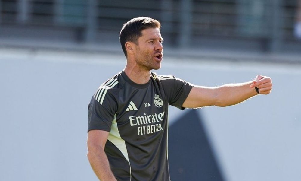 Xabi Alonso se rehúsa a caer en los juegos de palabras de Lamine Yamal