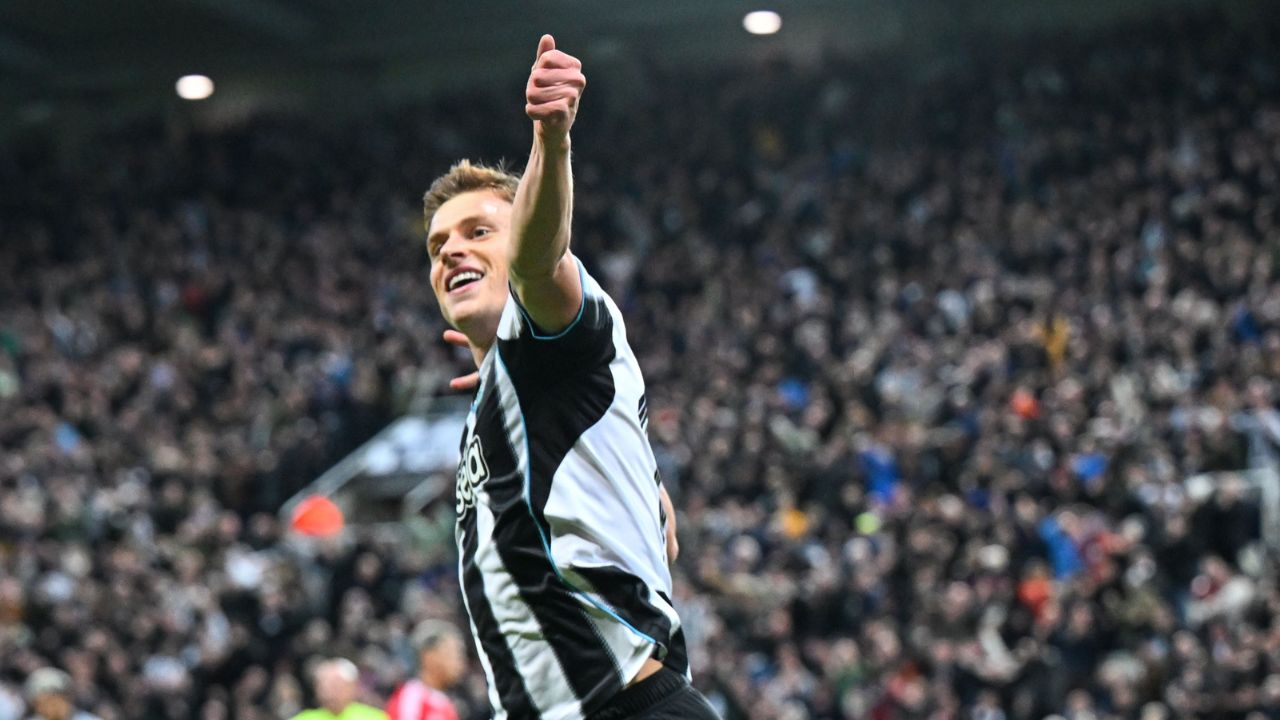 harvey barnes da victoria en champions 21 oct 2025