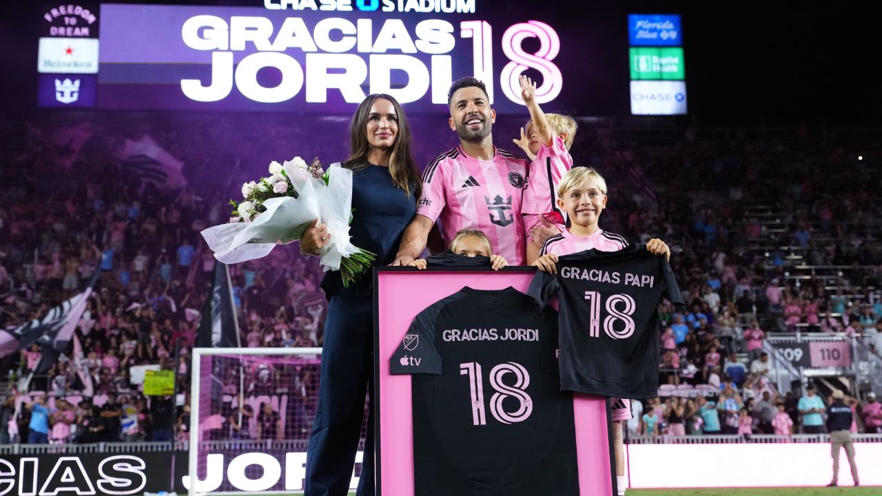 homenajea jordi alba 11 oct 2025