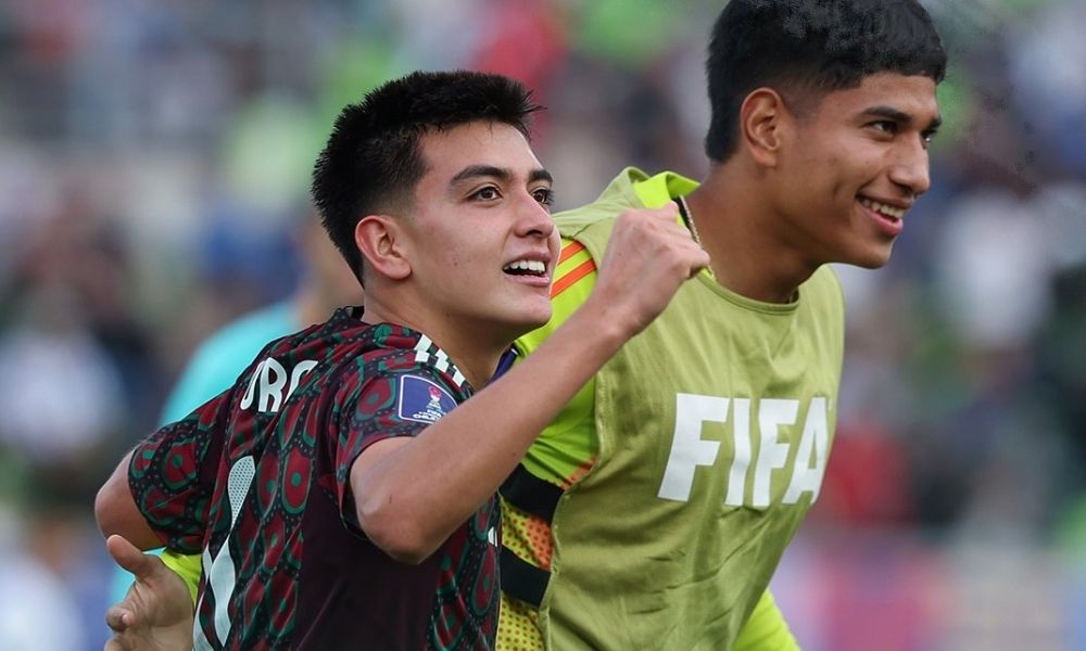 Gilberto Mora, Seleccion Mexicana
