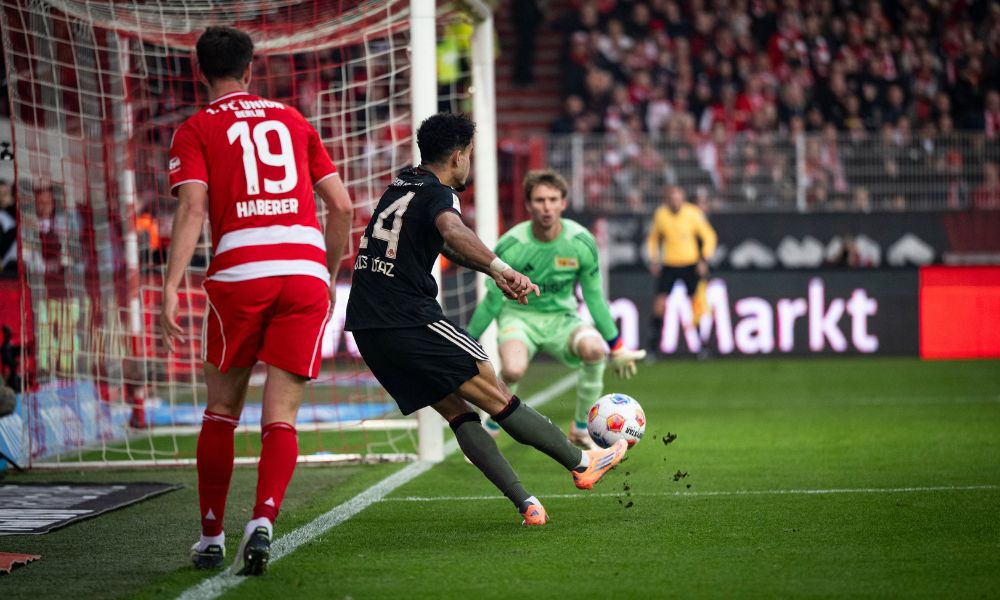 Luis Díaz anota gol desde ángulo increible