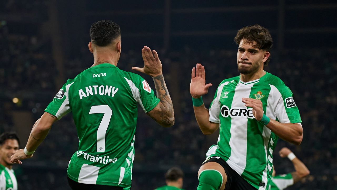 antony imparable con betis 2 nov 2025