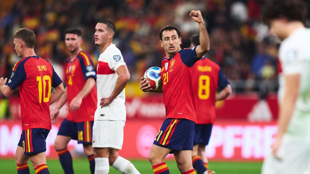 españa clasifica 18 nov 2025