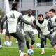 madrid con bajas en champions 25 nov 2025