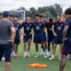 pochetinno alaba a 3 jugadores 12 nov 2025