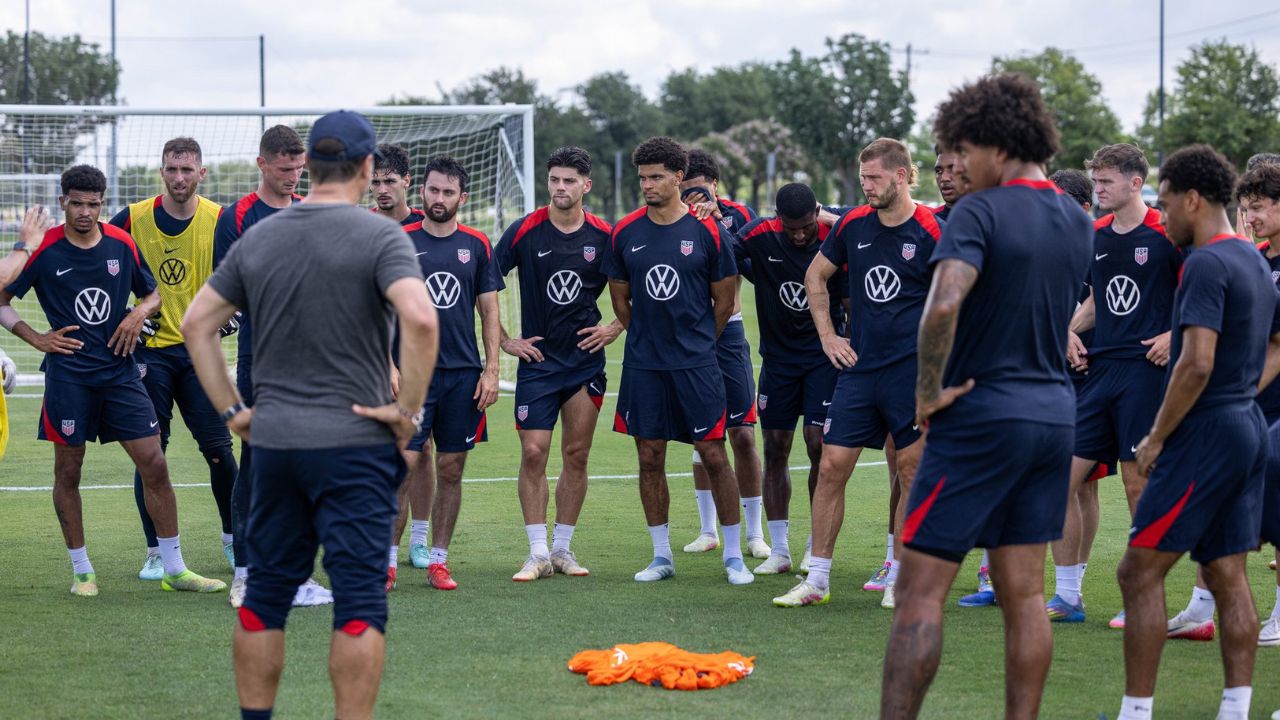 pochetinno alaba a 3 jugadores 12 nov 2025