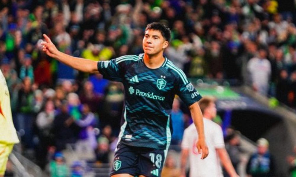 Club América busca reclutar a Obed Vargas