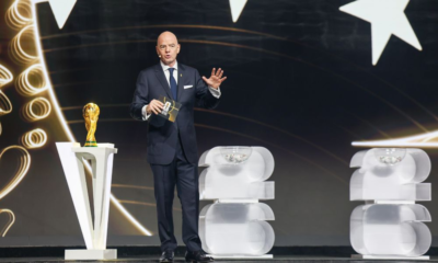 Infantino se disculpa con Scaloni por el episodio de los guantes