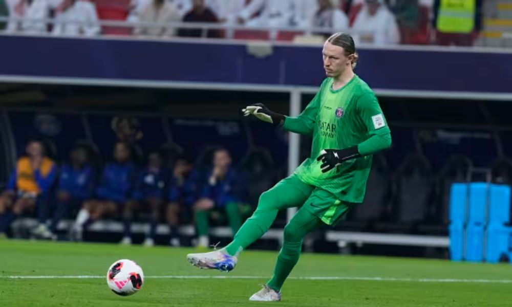 PSG confirma fractura de Safonov