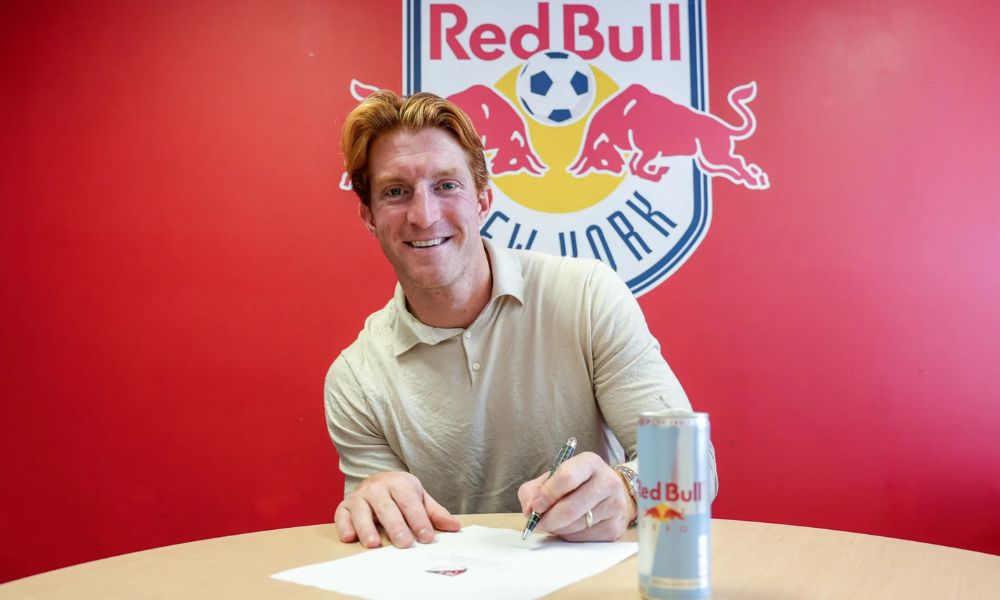 Red Bull New York renueva a Tim Parker