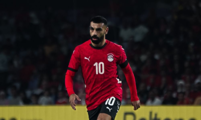 Salah se presenta en entrenamiento tras criticar al club y a Slot
