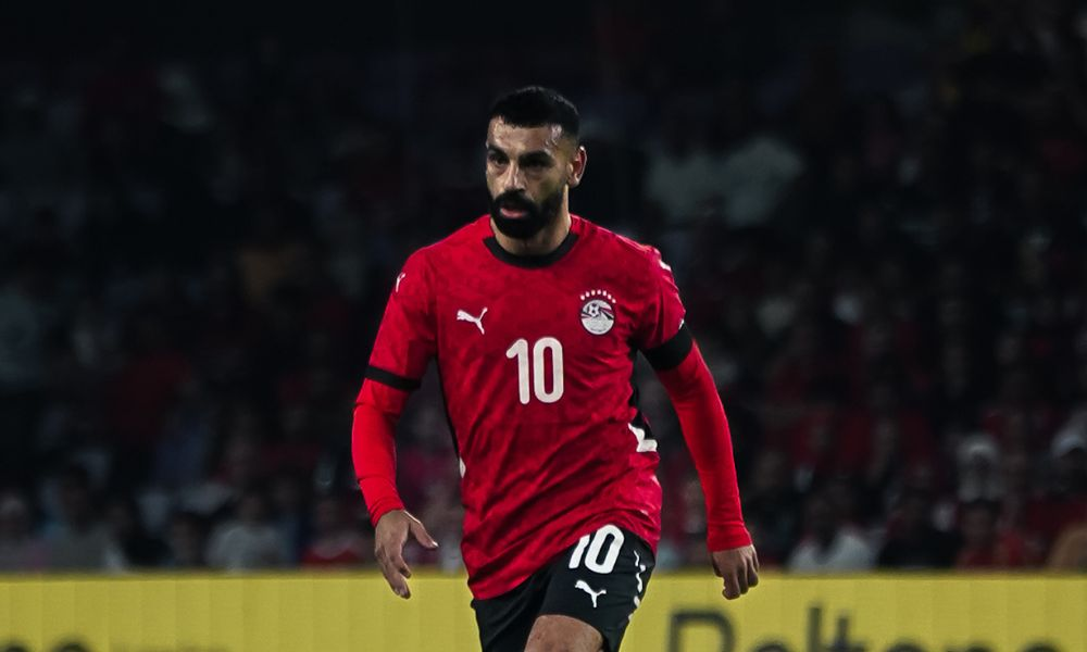 Salah se presenta en entrenamiento tras criticar al club y a Slot