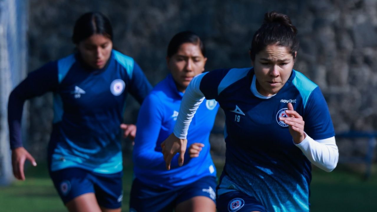 azul se va 13 dic 2025